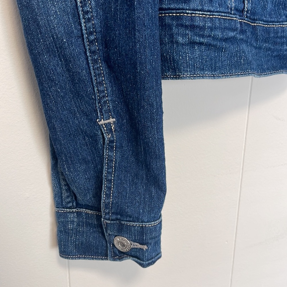 Women’s Levi Denim Jacket Size M crop - Picture 4 of 7